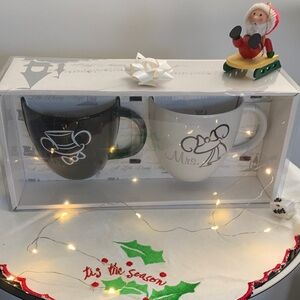 Disney Black and White Mr. and Mrs. Mugs NWT Large holds 16 oz each